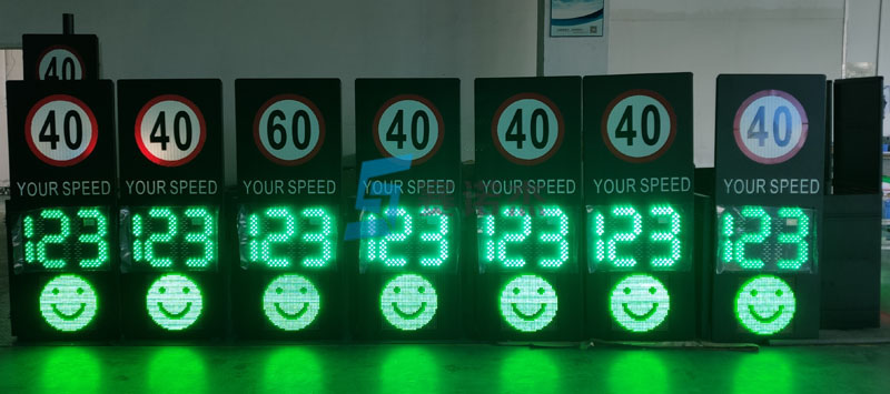 太陽(yáng)能雷達(dá)車速反饋標(biāo)志牌老化圖片