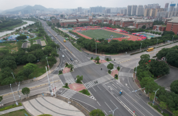 為什么不能實現(xiàn)全市統(tǒng)一路口的放行方式？