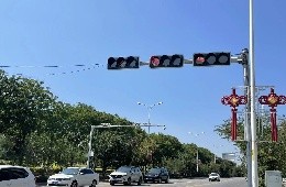 數(shù)據(jù)驅(qū)動(dòng)，AI決策：新一代智能交通信號(hào)優(yōu)化之路